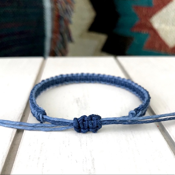 Space Blue Hemp Square-Knot Bracelet - Picture 2 of 2